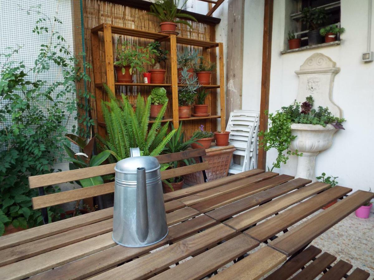 B&B Ingiropernapoli Екстер'єр фото