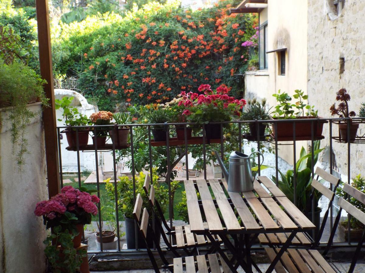 B&B Ingiropernapoli Екстер'єр фото